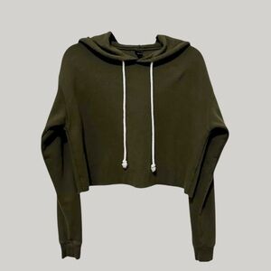Wild Fable Olive Green Cropped Hoodie Sweatshirt. Size Small